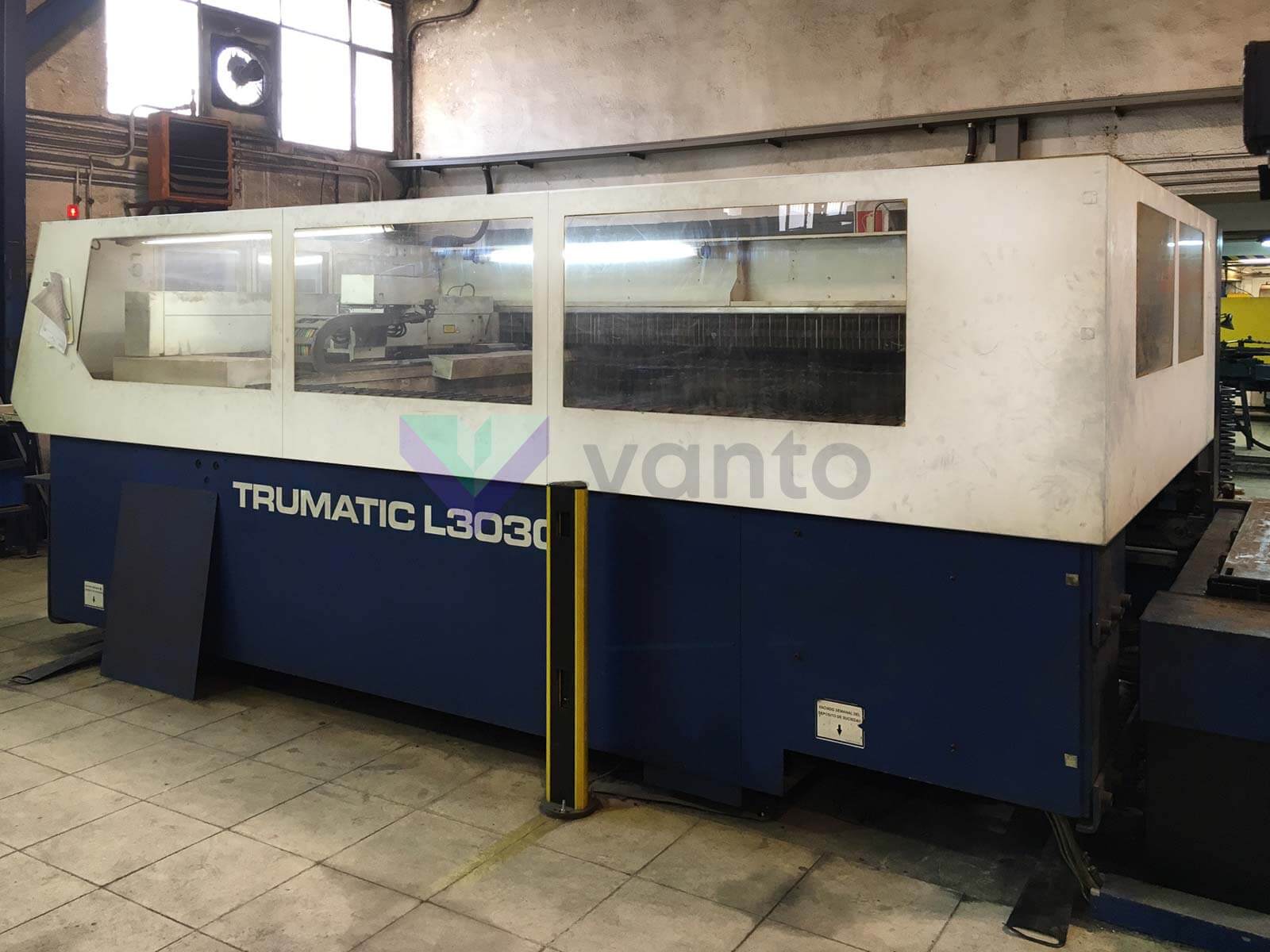 TRUMPF TRUMATIC L3030 Laser cutting machine (CO2) (2003) id10235