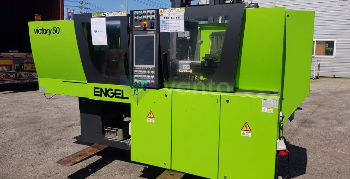 ENGEL VICTORY VC 200 50 TECH PRO 50t injection molding machine (2011