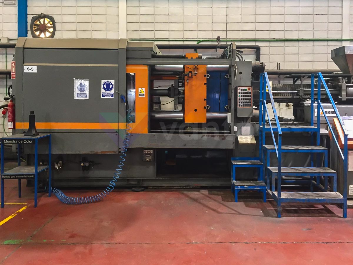 SANDRETTO SETTE 500 500t injection molding machine (1990) id10622