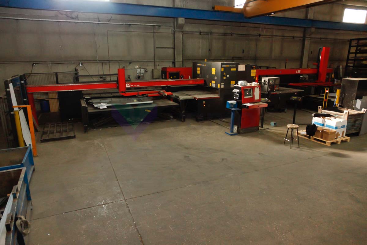Lazer kesme makinesi (CO2) AMADA LC 2415 ALPHA III (2004) id4032
