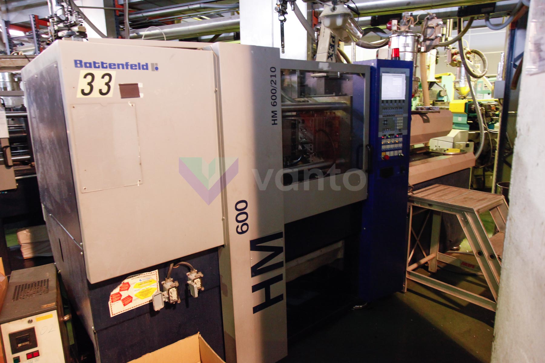 BATTENFELD BA HM 600 / 210 60t injection molding machine (2004) id4534