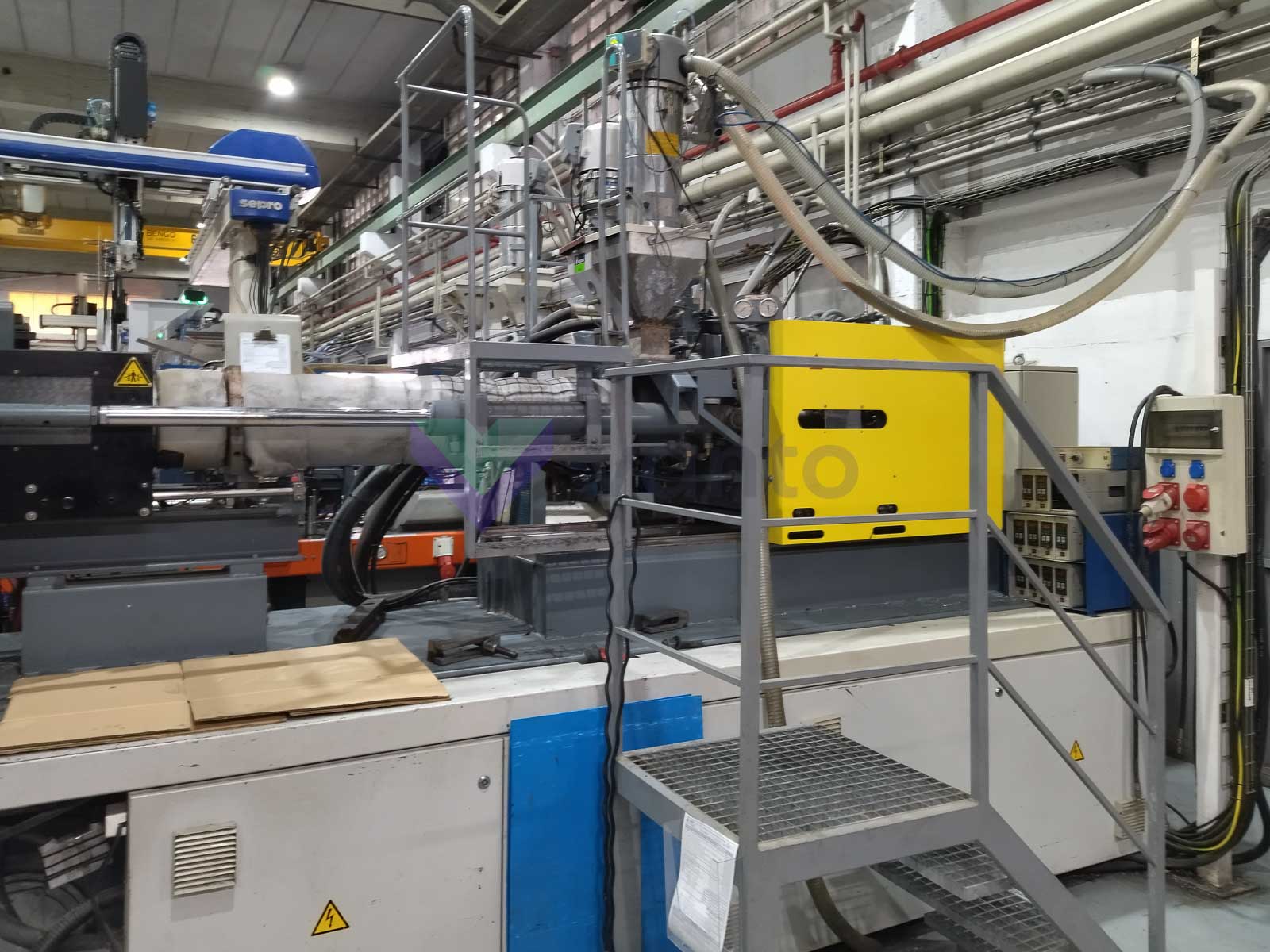 BATTENFELD TM 4500-2800 450t injection molding machine (2000) id10951 ...