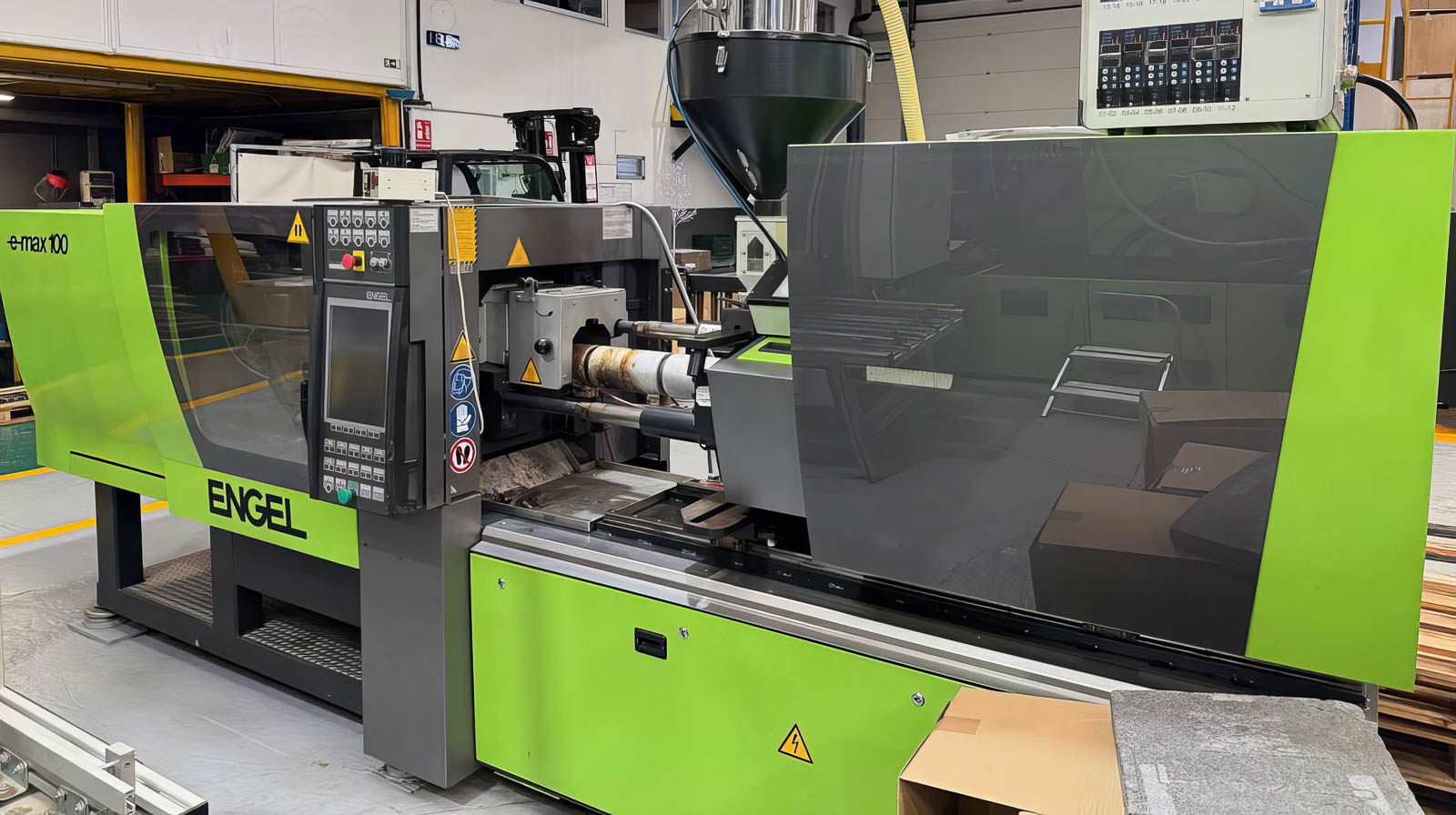 ENGEL E-MAX 440/100 100t all-electric injection molding machine (2012) id11217