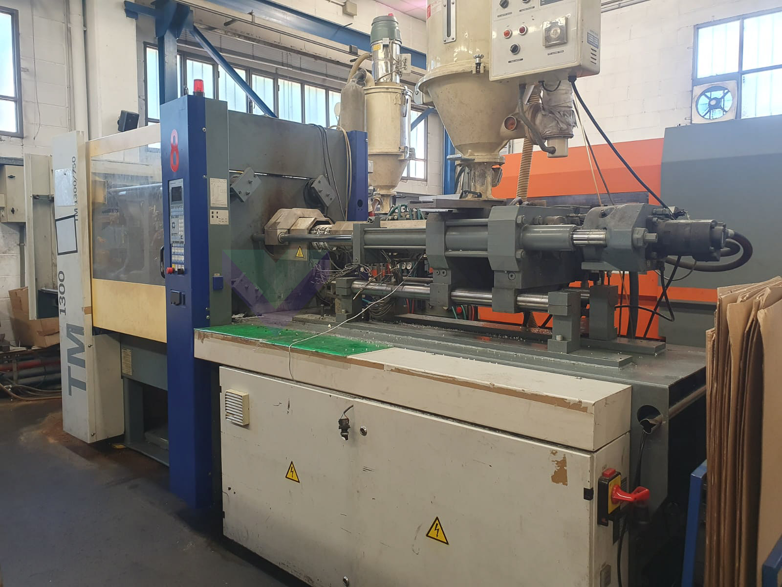 BATTENFELD TM 1300 750 130t injection molding machine (1999) id10977