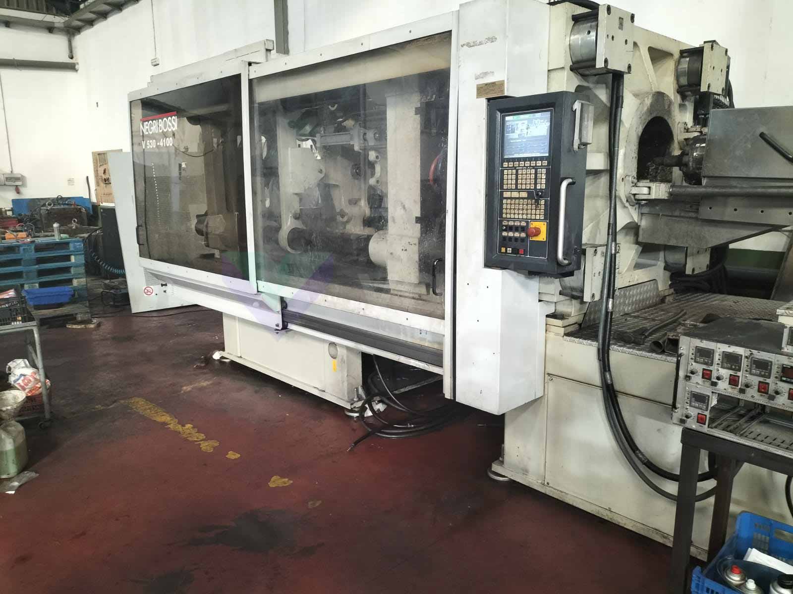 Máquina de moldeo por inyección de 530t NEGRI BOSSI CANBIO V530 - 4100 (2004) id10665