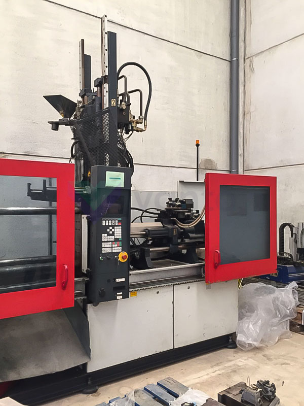 FERROMATIK K-TEC 85 /2F 85t bimaterial injection molding machine (2000) id5503