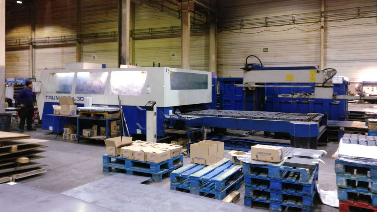 TRUMPF TRUMATIC L3050 Laser cutting machine (CO2) (2002) id5433