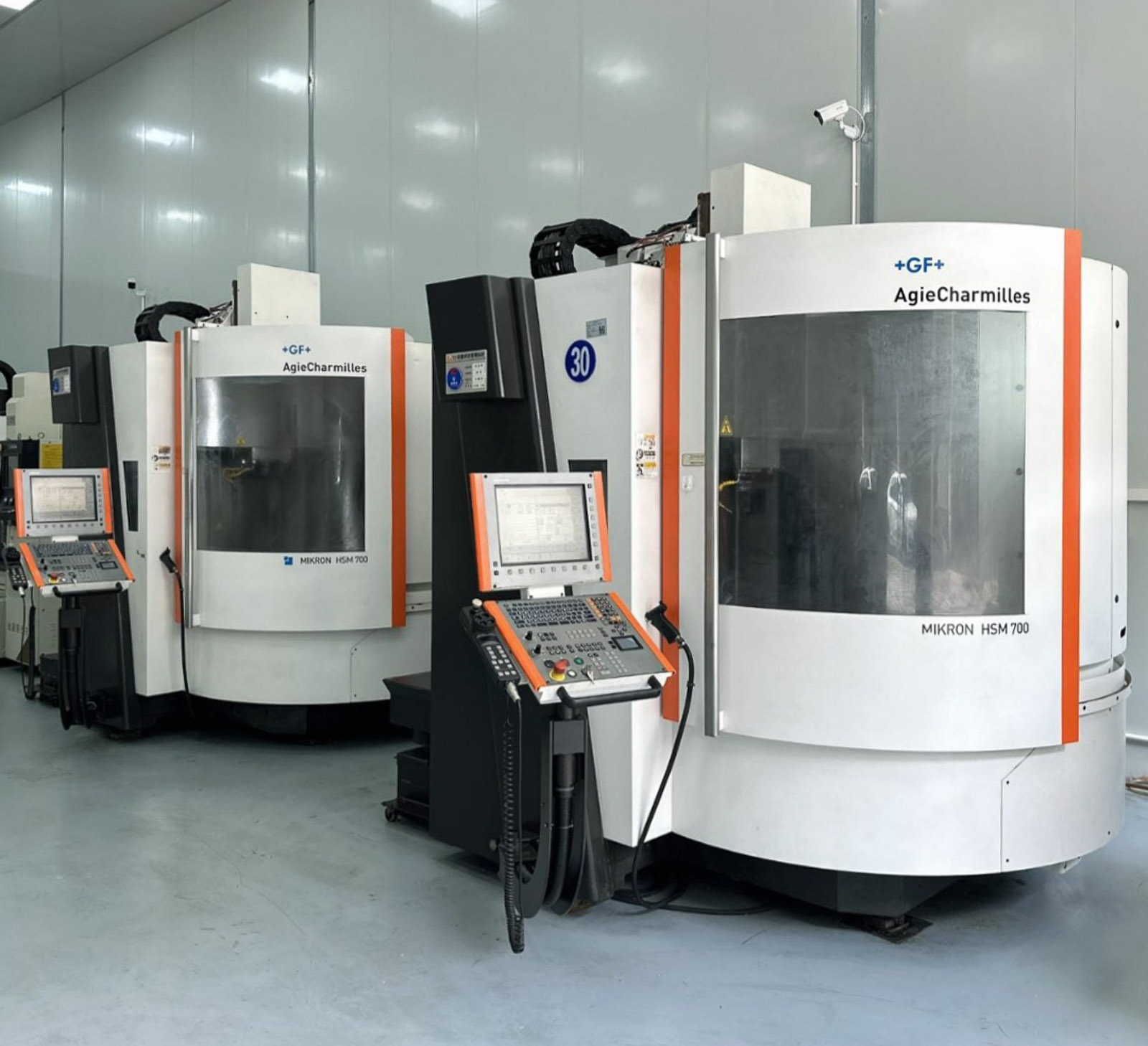 dikey işleme merkezi MIKRON HSM 700 (2012) id11015