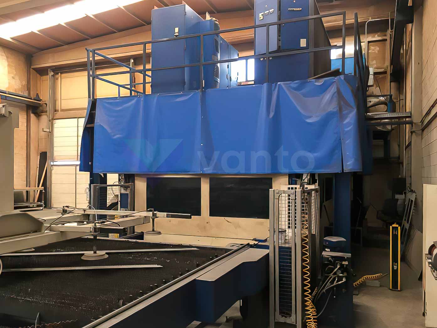 TRUMPF TruLaser 7040 Laser cutting machine (CO2) (2008) id10354
