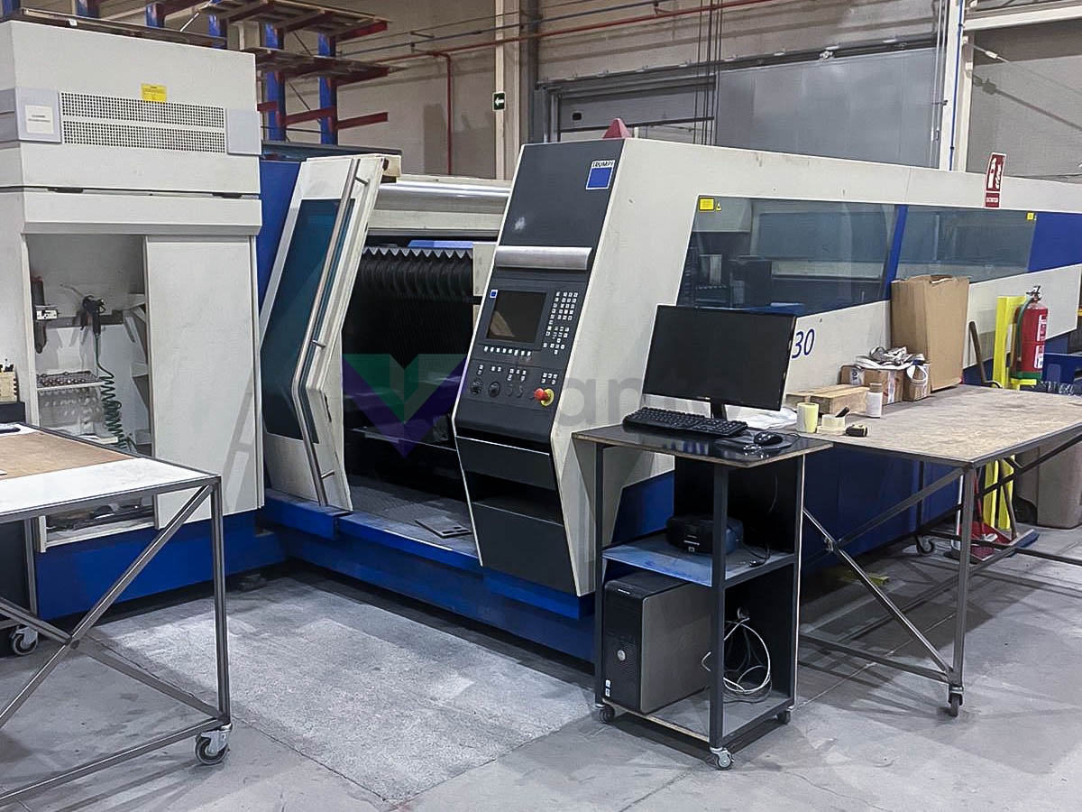 TRUMPF TruLaser 5030 Laser cutting machine (CO2) (2006) id10377