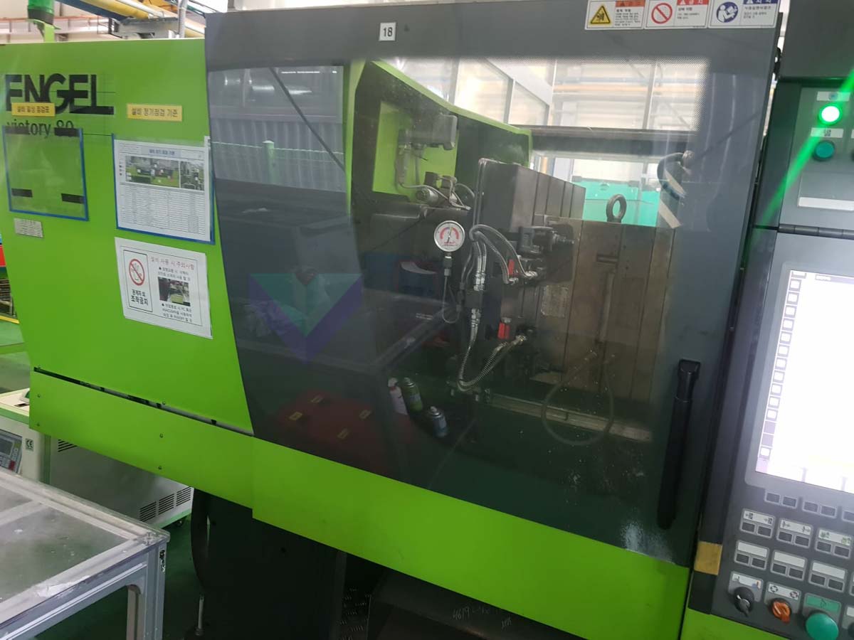 ENGEL VICTORY VC 200 / 80 TECH PRO 80t injection molding machine (2014) id10168