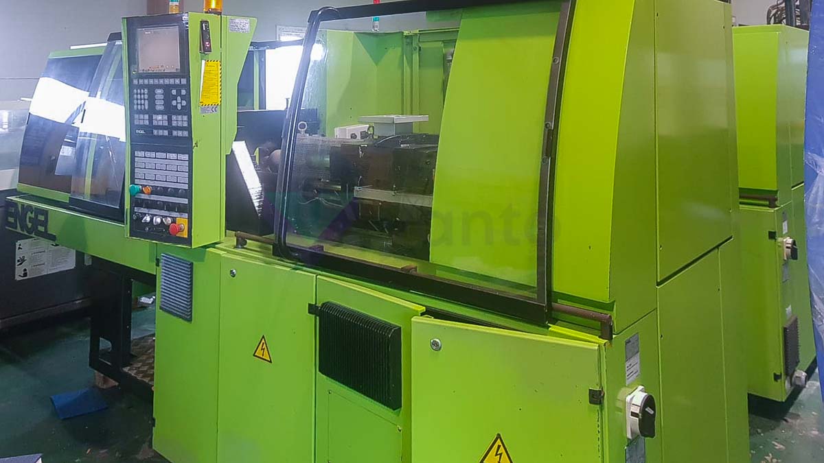 ENGEL VICTORY VC 200 / 45 TECH PRO 45t injection molding machine (2006) id10102