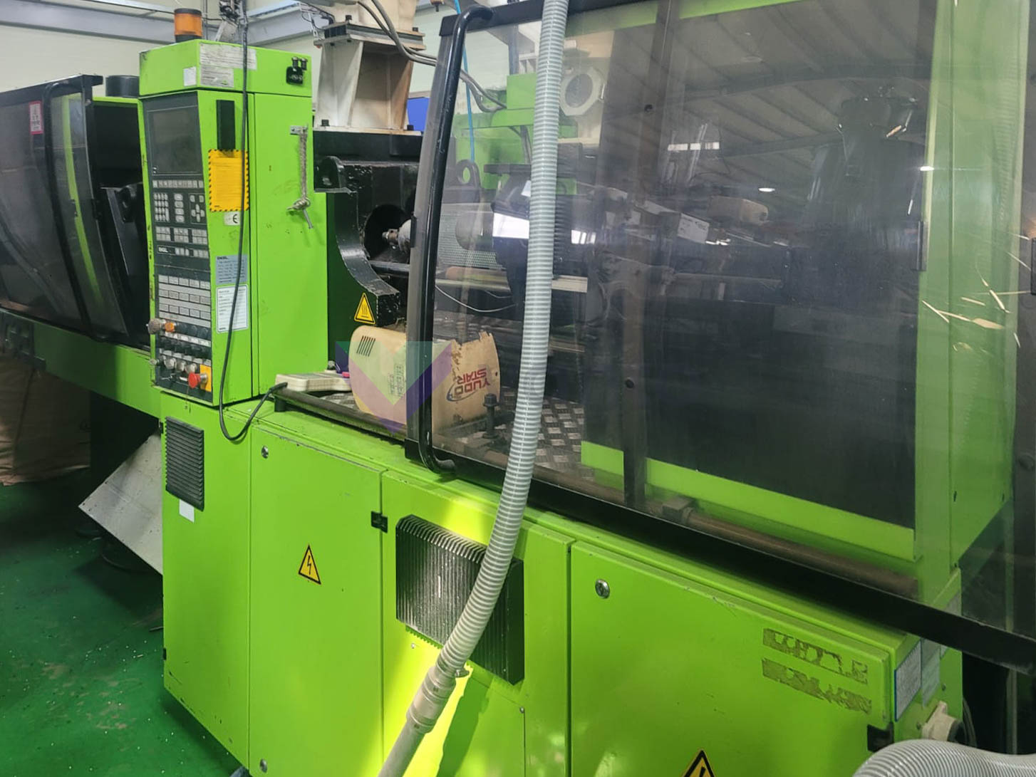 ENGEL VICTORY VC 330 / 120 TECH PRO 120t injection molding machine (2003) id10956