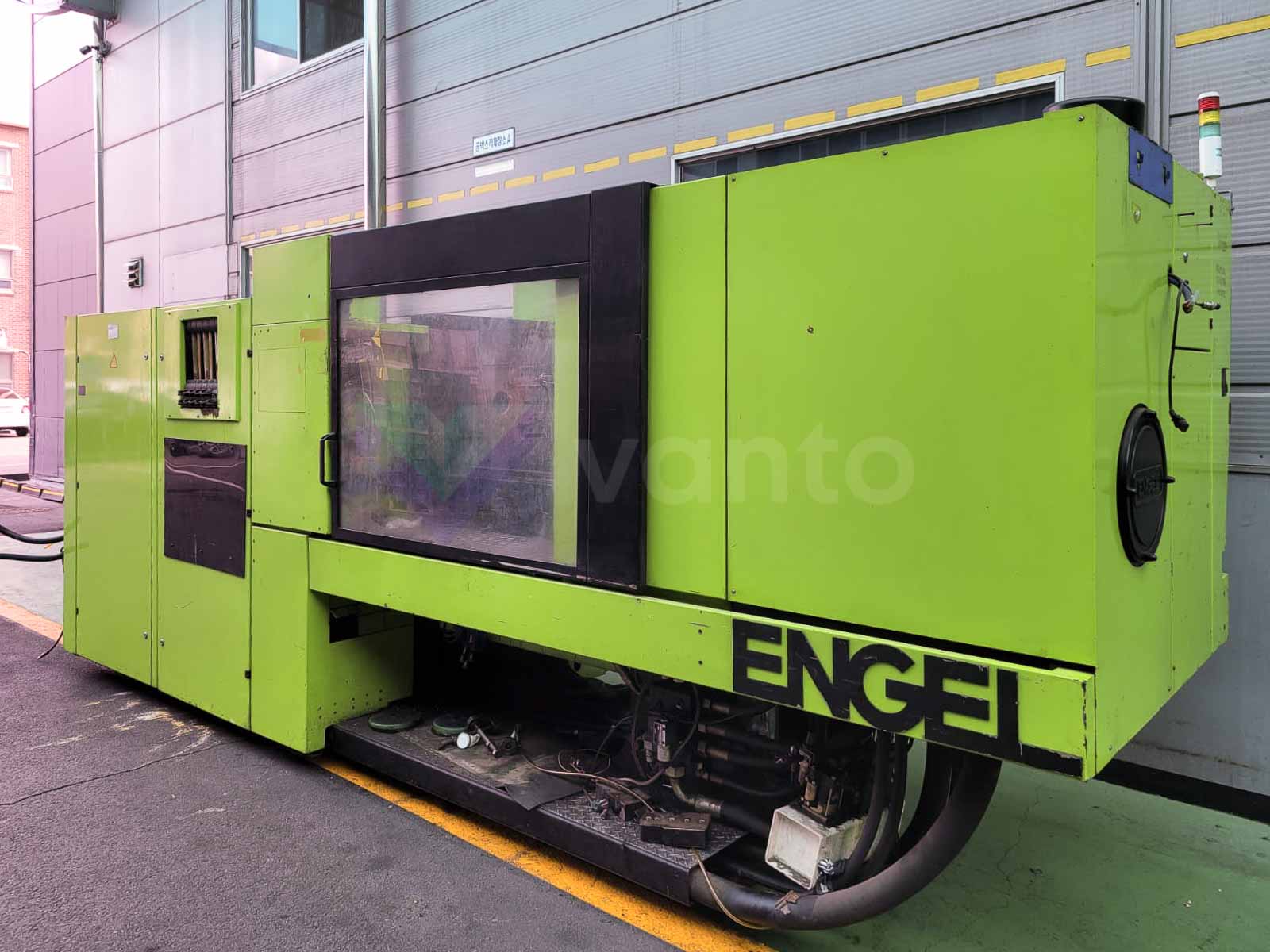 ENGEL VICTORY VC 500 / 150 TECH PRO 150t injection molding machine (2003) id10532