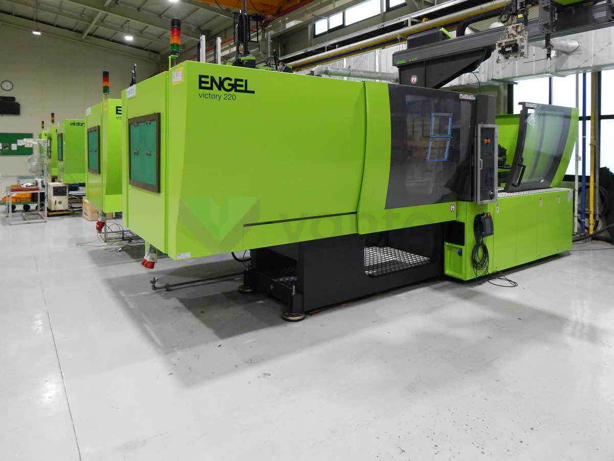 ENGEL VICTORY VC 500 / 220 TECH PRO 220t injection molding machine (2016) id10135