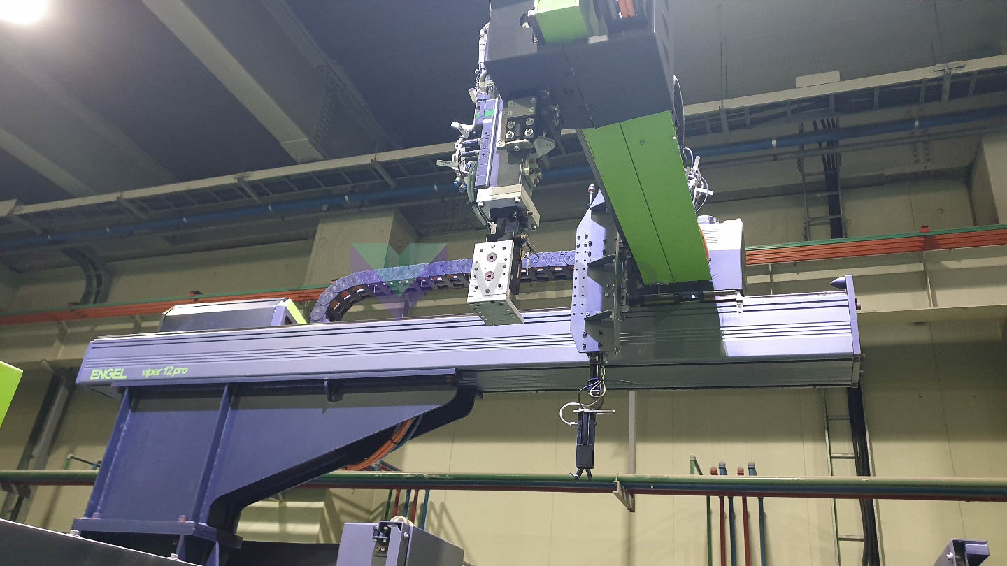 ENGEL VIPER 12 PRO Cartesian robot (2015) id10813