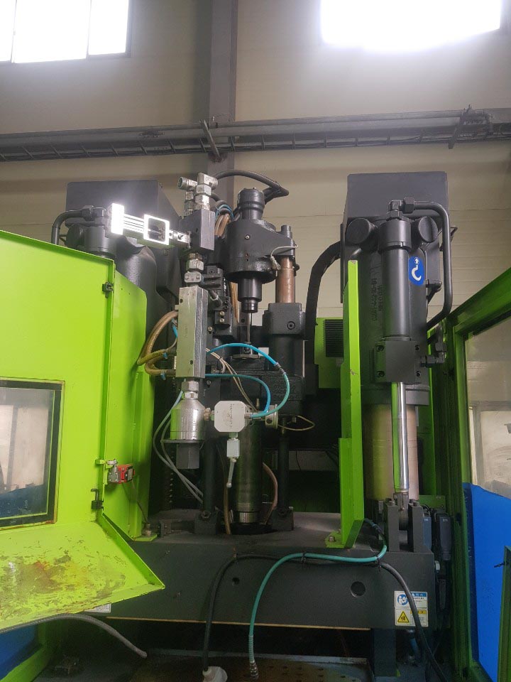 ENGEL INSERT 80V / 100 ECO PRO 100t vertical injection molding machine (2010) id10234