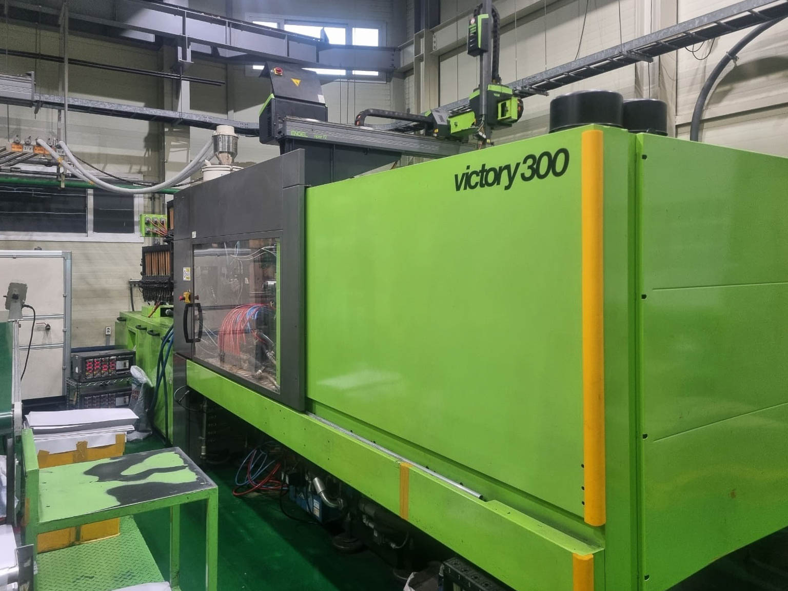 ENGEL VC VICTORY 2550 / 300 TECH PRO 300t injection molding machine (2013) id11206