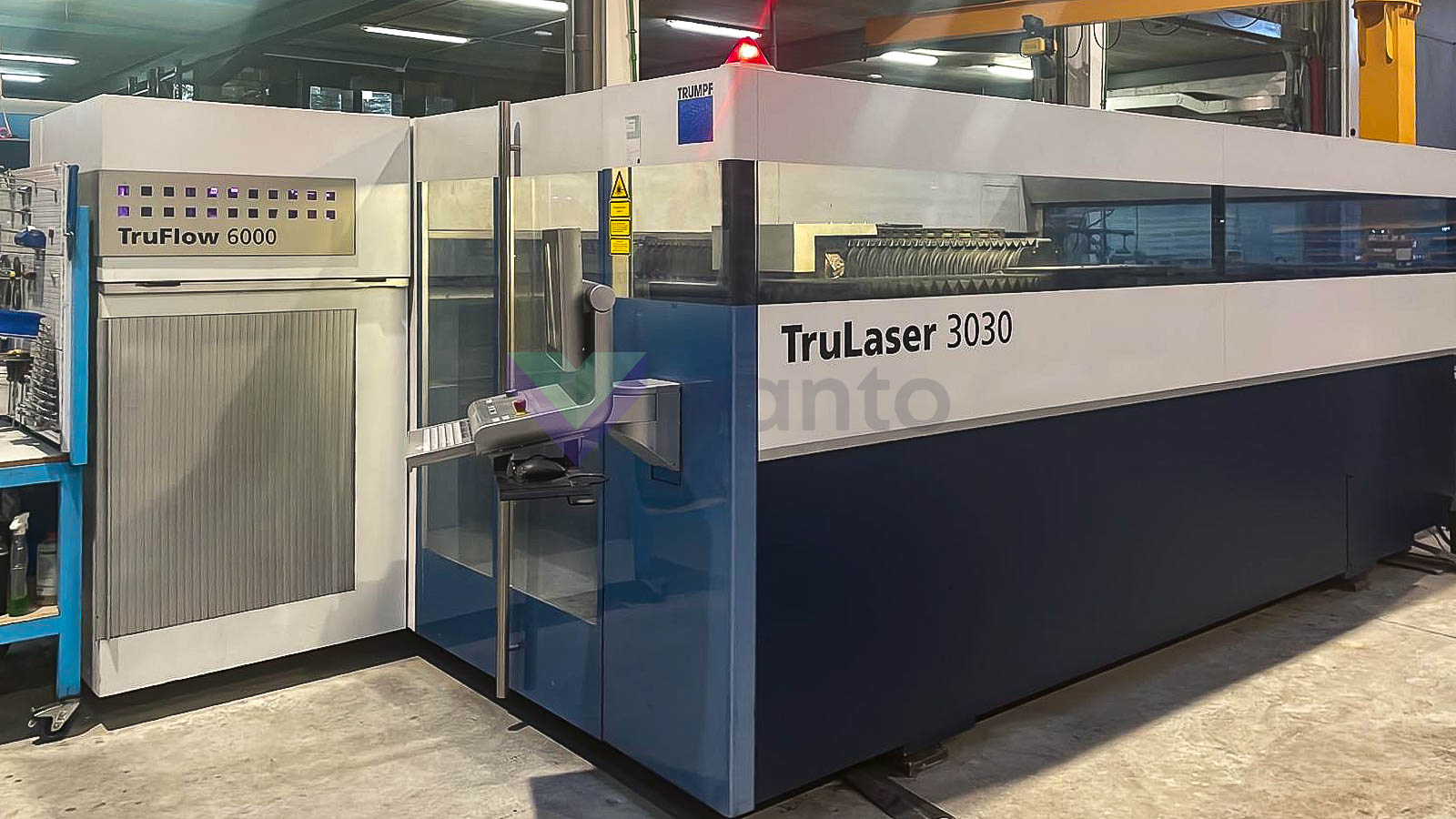TRUMPF TruLaser 3030 Laser cutting machine (CO2) (2011) id10775