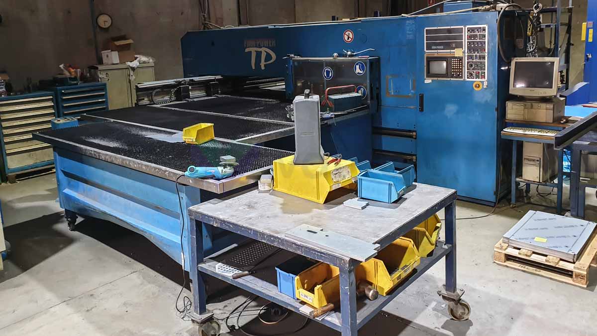 FINN POWER TP 2520 BI / AM CNC punching machine (1996) id10161