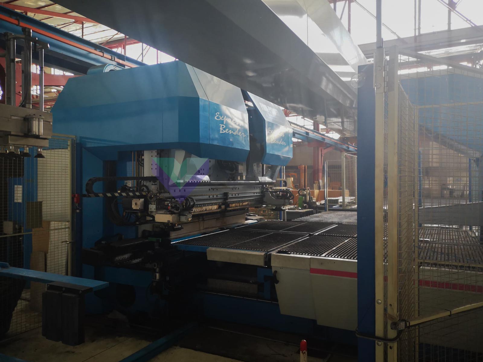 FINN POWER EB5 200 Automatic Panel Bending Machine (2001) id10686
