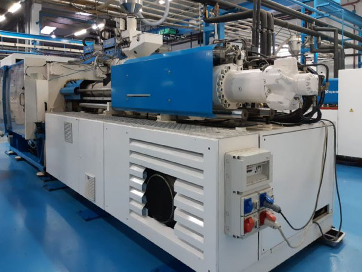 BMB KW 38 PI / 2200 380t injection molding machine (2001) id10238