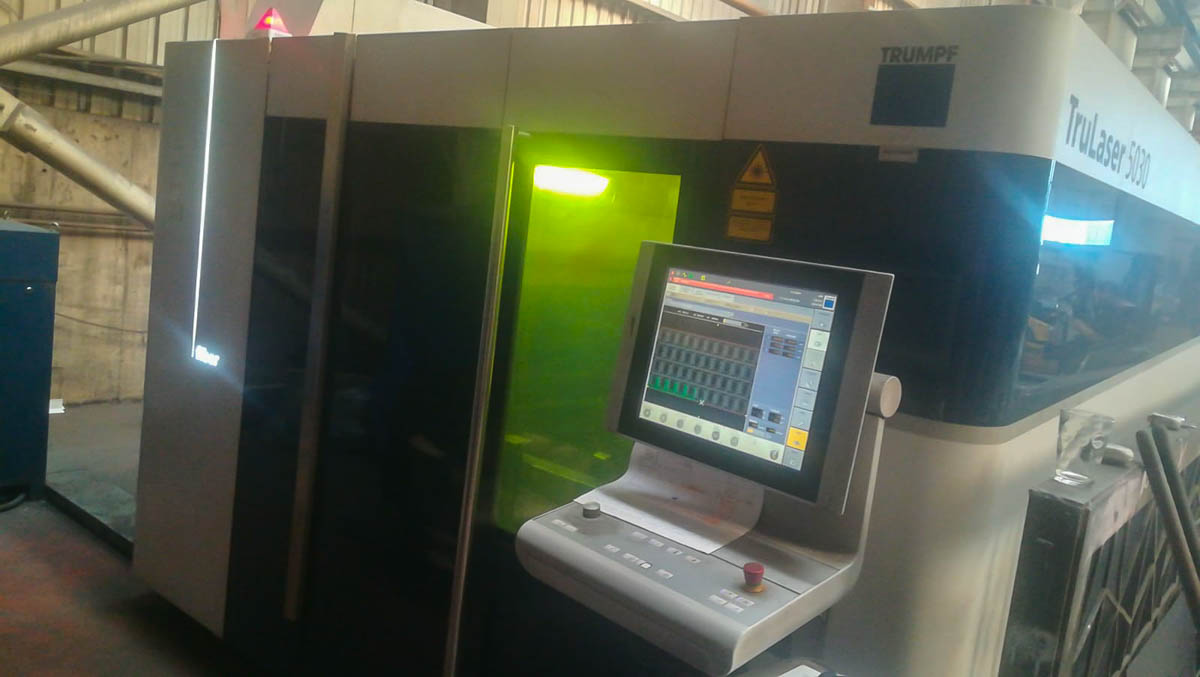 TRUMPF TruLaser 5030 Laser cutting machine (Fiber) (2014) id10241