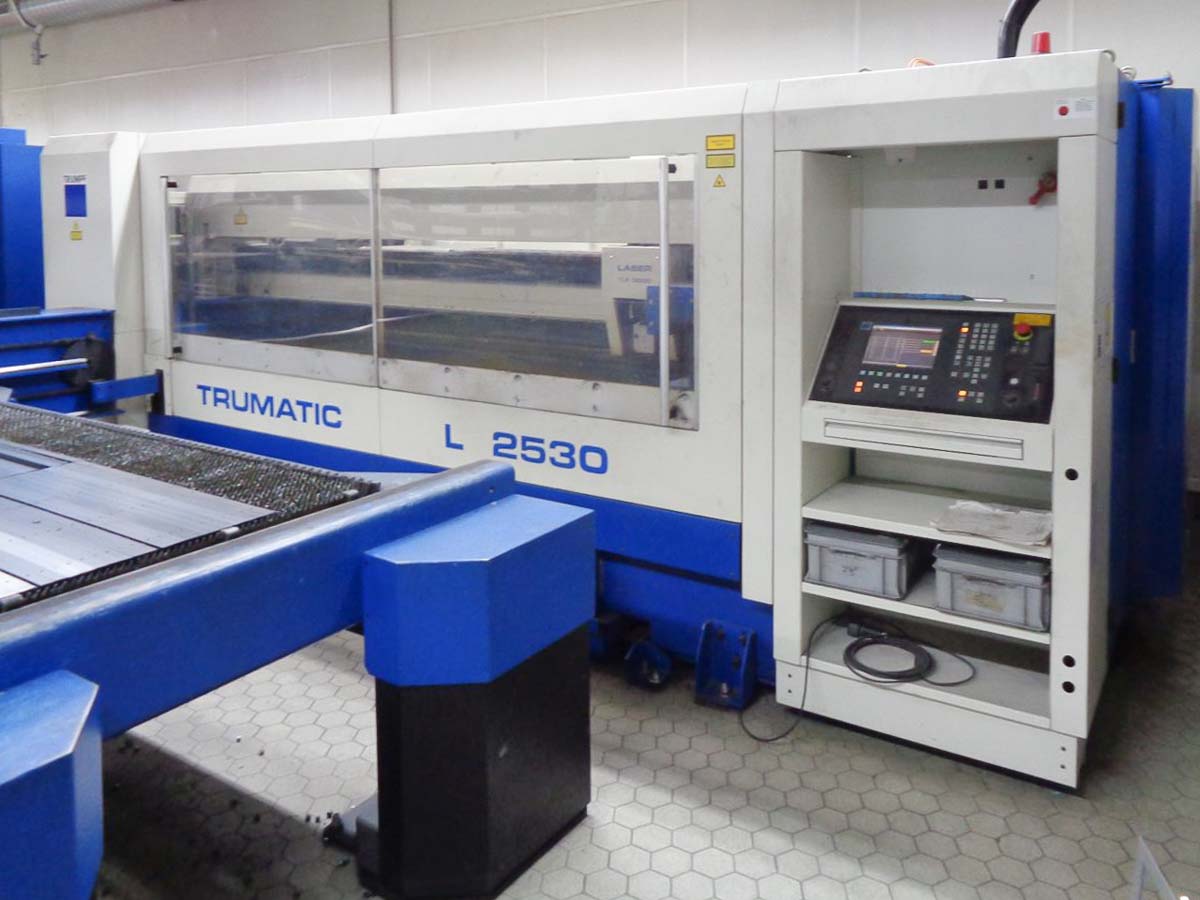 TRUMPF TRUMATIC L2530 (2001) id10327 laser cutting machine