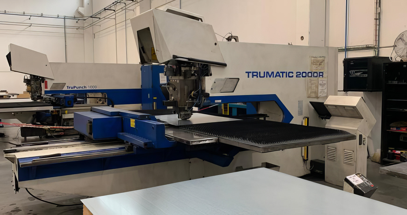 Punzonatrice CNC TRUMPF TC 2000 R (2000) id11138