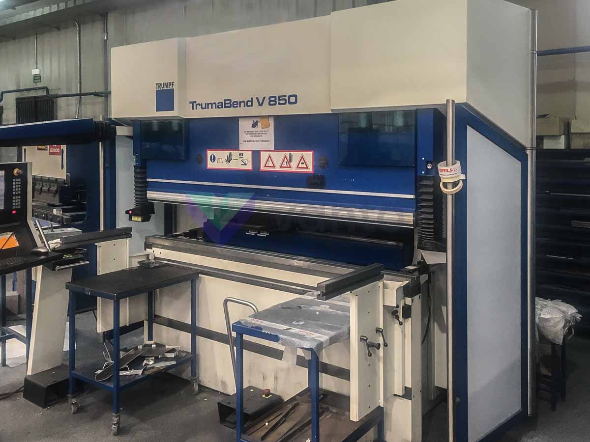 Piegatrice CNC TRUMPF TrumaBend V 850 (2006) id10336
