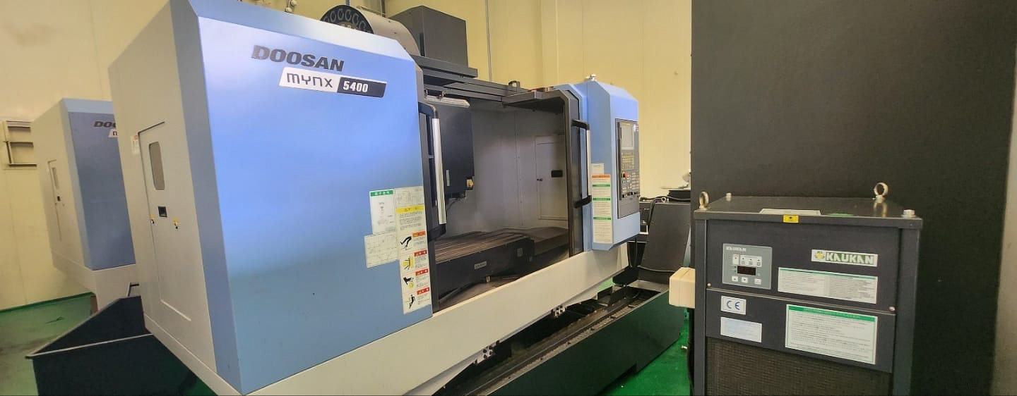 Centro di lavoro  DOOSAN MYNX 5400 (2017) id11144