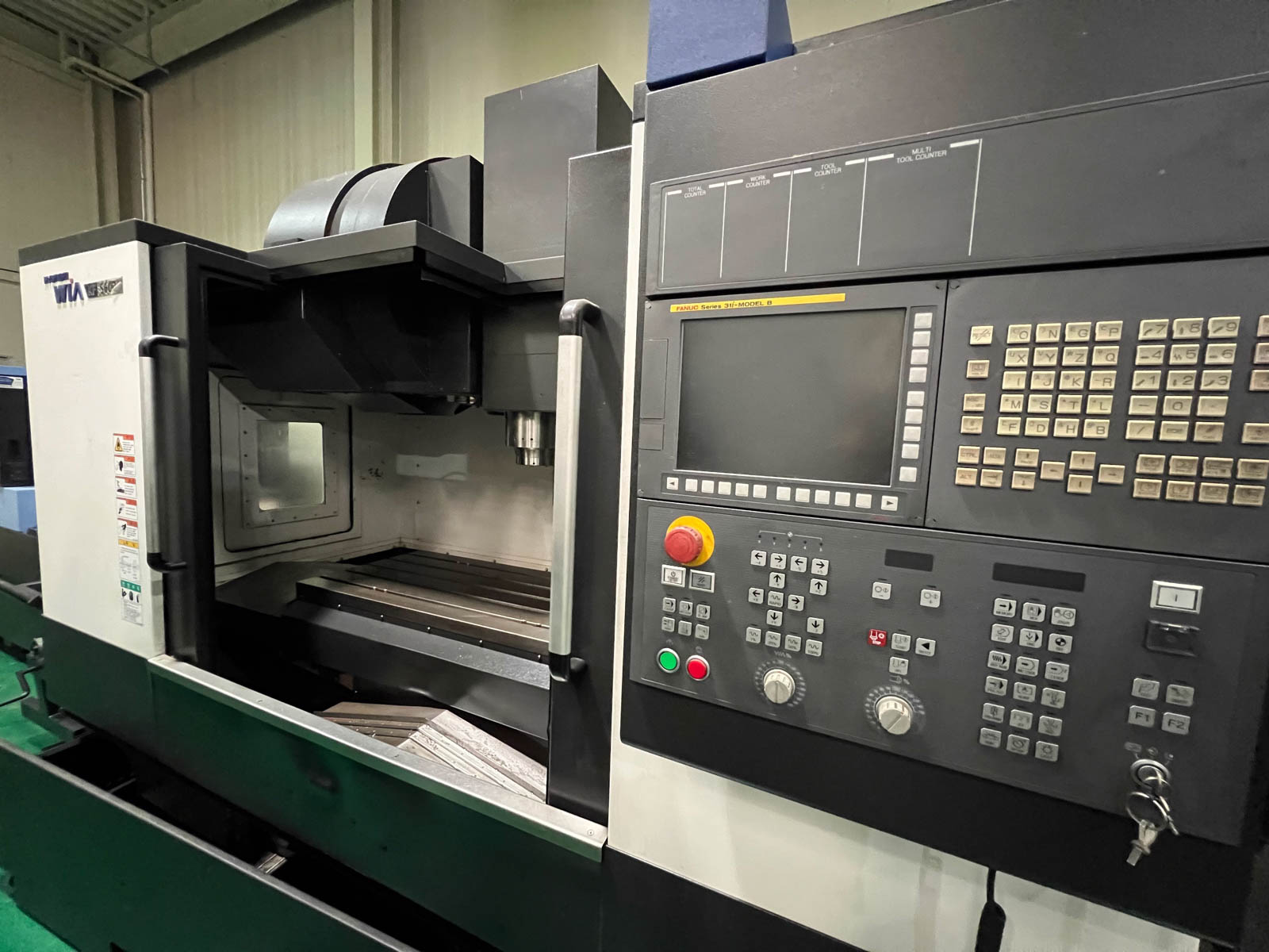 HYUNDAI WIA KF 5600 Vertical machining center (2018) id11305