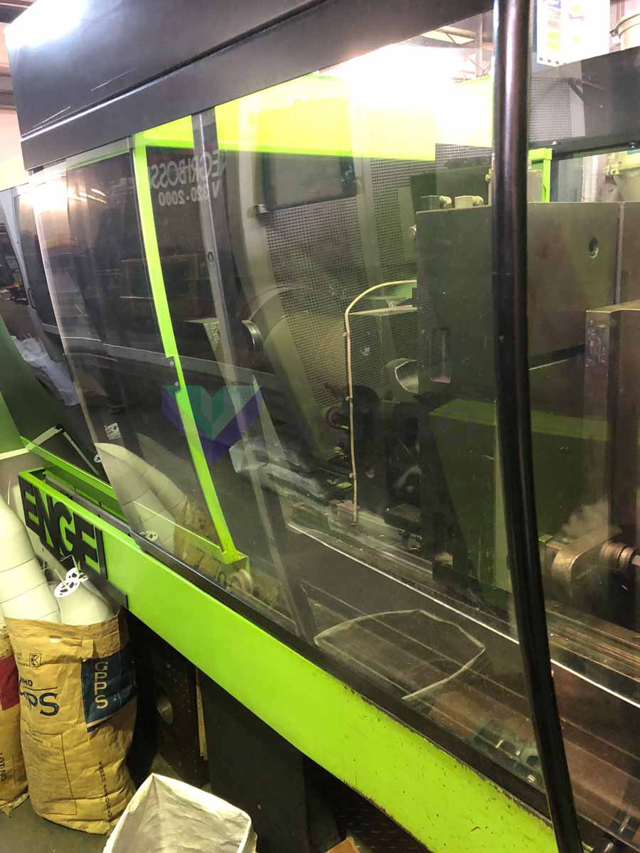 ENGEL VICTORY VC 500 / 120 PHOENIX 120t injection molding machine (2004) id10371