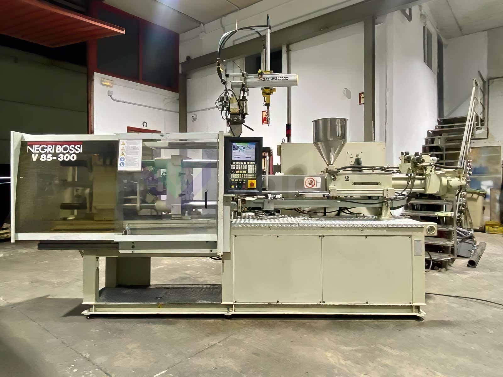NEGRI BOSSI CANBIO V85 - 300 85t injection molding machine (1999) id10654