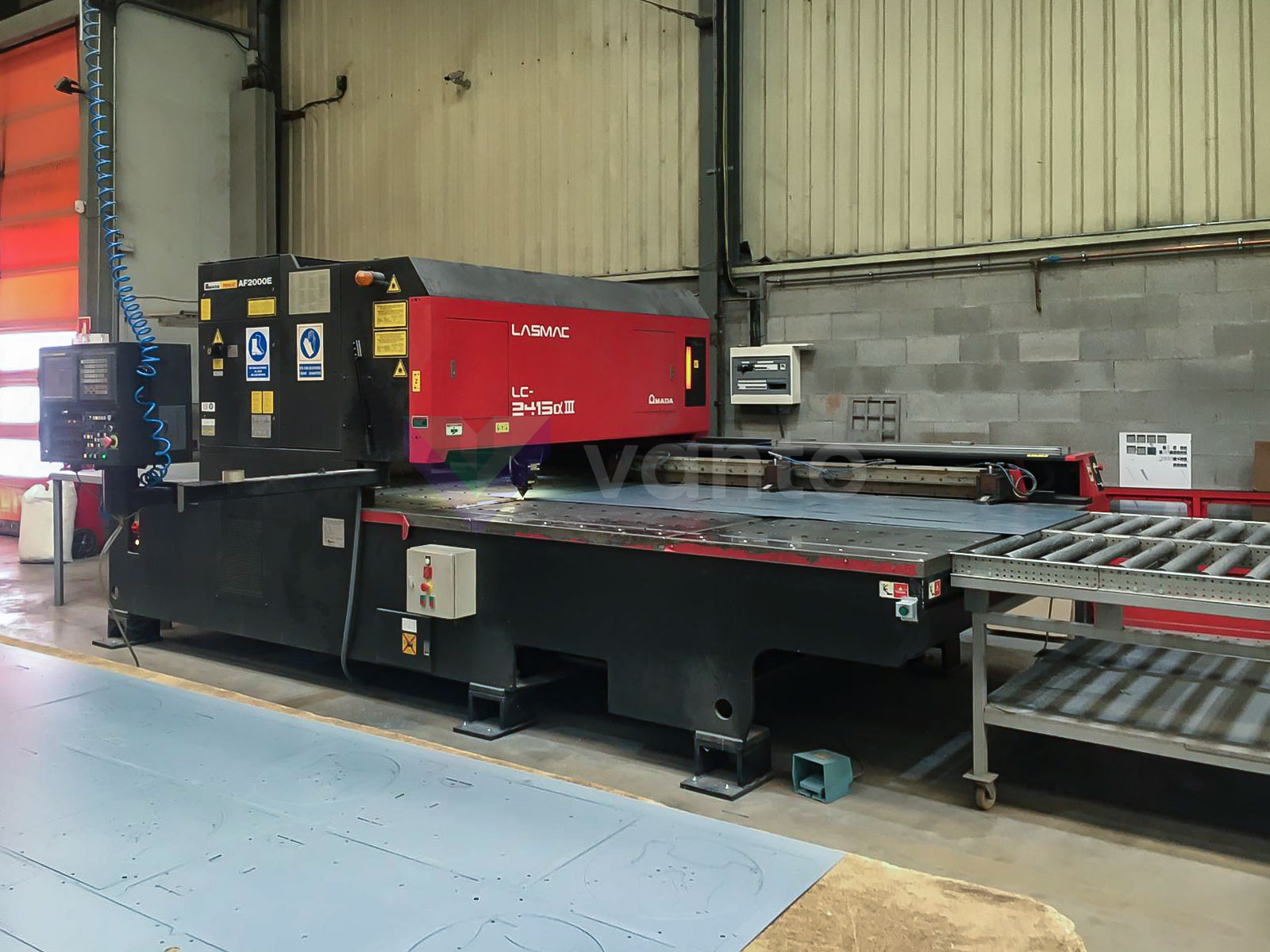 Lazer kesme makinesi (CO2) AMADA LC 2415 ALPHA III (2005) id10457