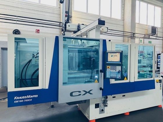 Máquina de moldeo por inyección de 160t KRAUSS MAFFEI KM 160 - 750 CX (2008) id11338