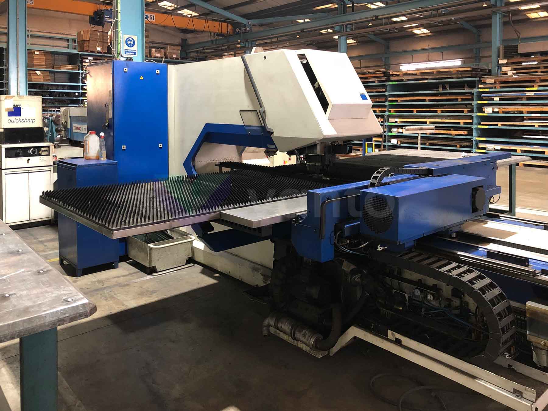 Punzonatrice CNC TRUMPF TC 2000 R (1998) id10519