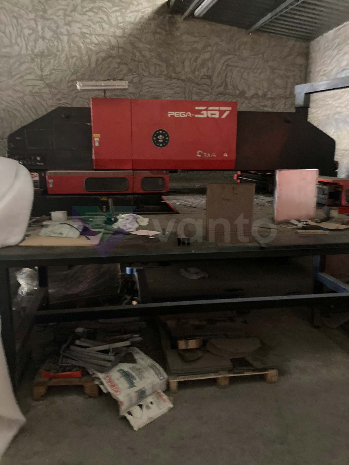CNC delme makinesi AMADA PEGA 367 (1999) id10582