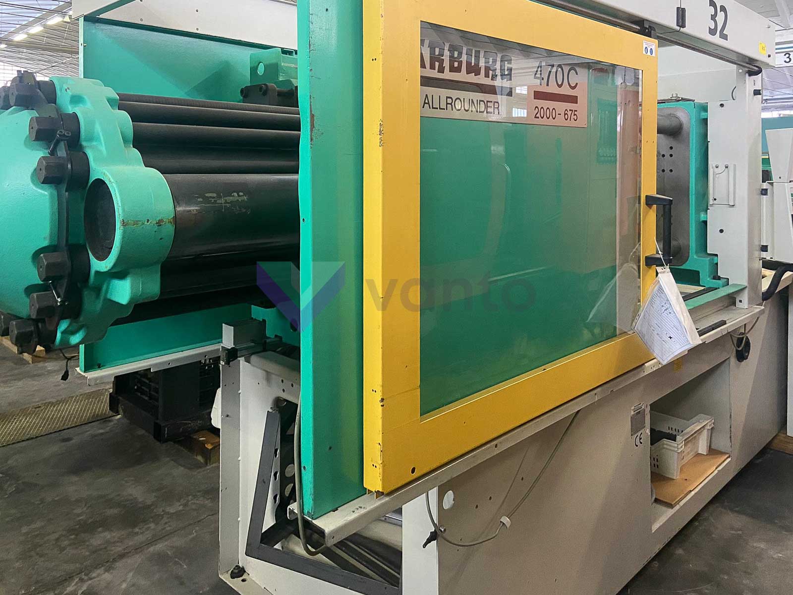 ARBURG 470 C 2000-675 200t injection molding machine (2000) id10682
