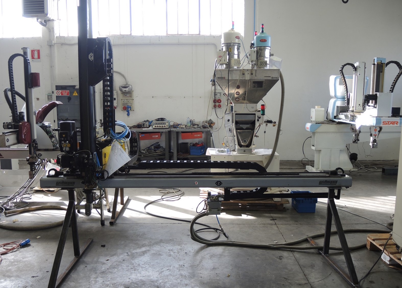 WITTMANN W621 Cartesian robot (2000) id10730