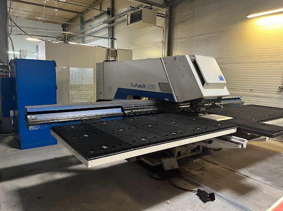 Punzonatrice CNC TRUMPF TruPunch 3000 (2008) id11134