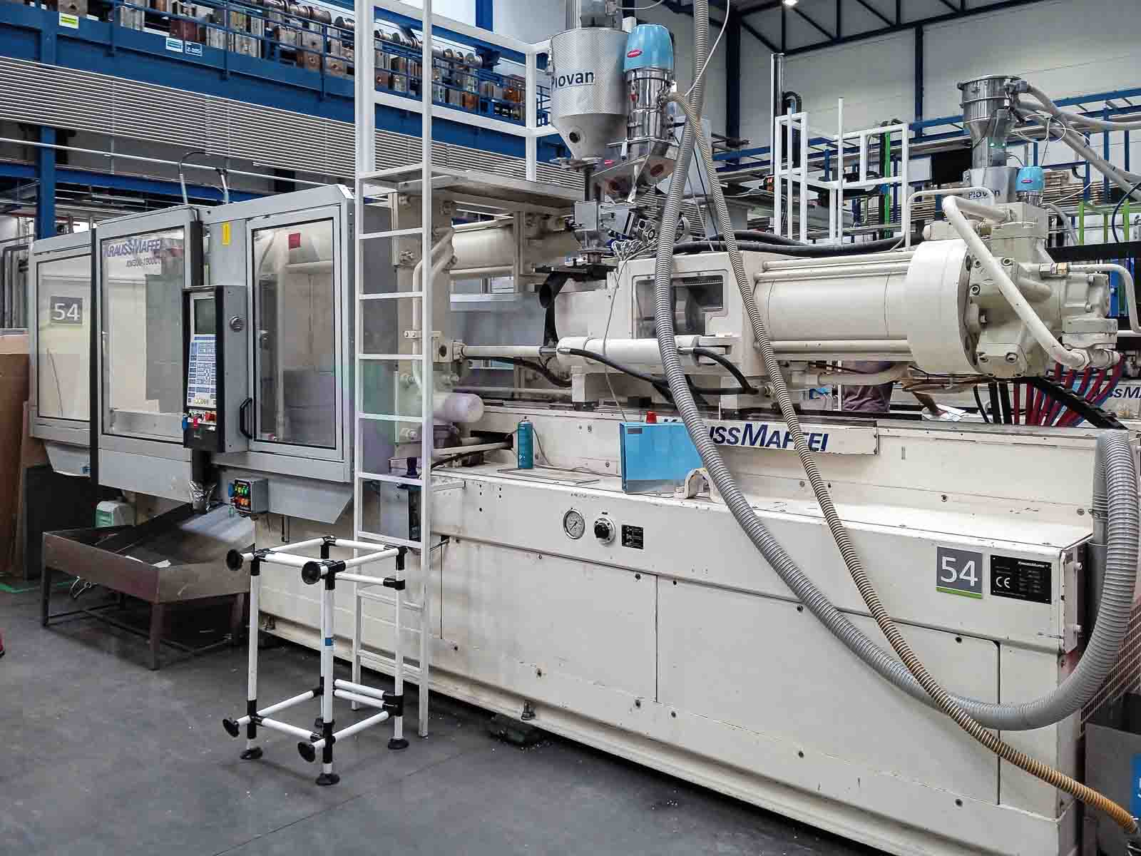KRAUSS MAFFEI KM 300-1900 C1 300t injection molding machine (2000) id10660