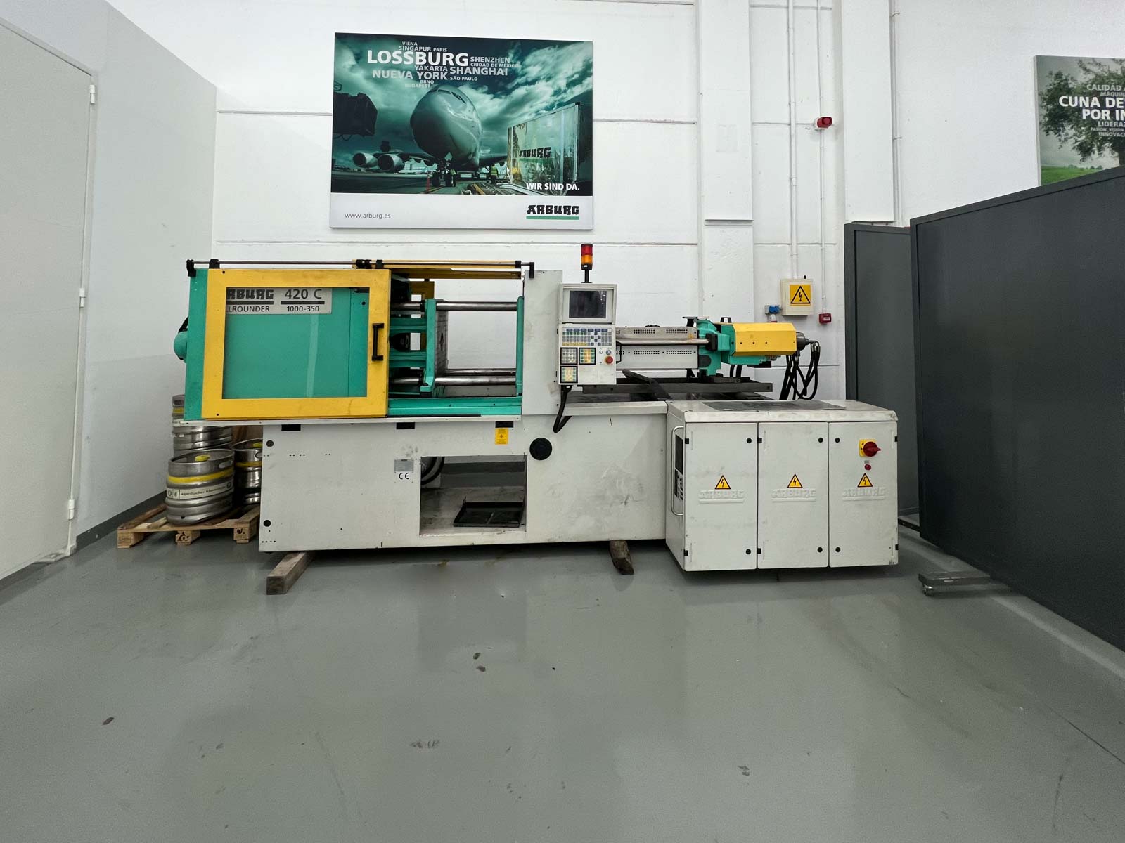 ARBURG 420 C ALLROUNDER 1000 - 350 100t injection molding machine (2000) id10803