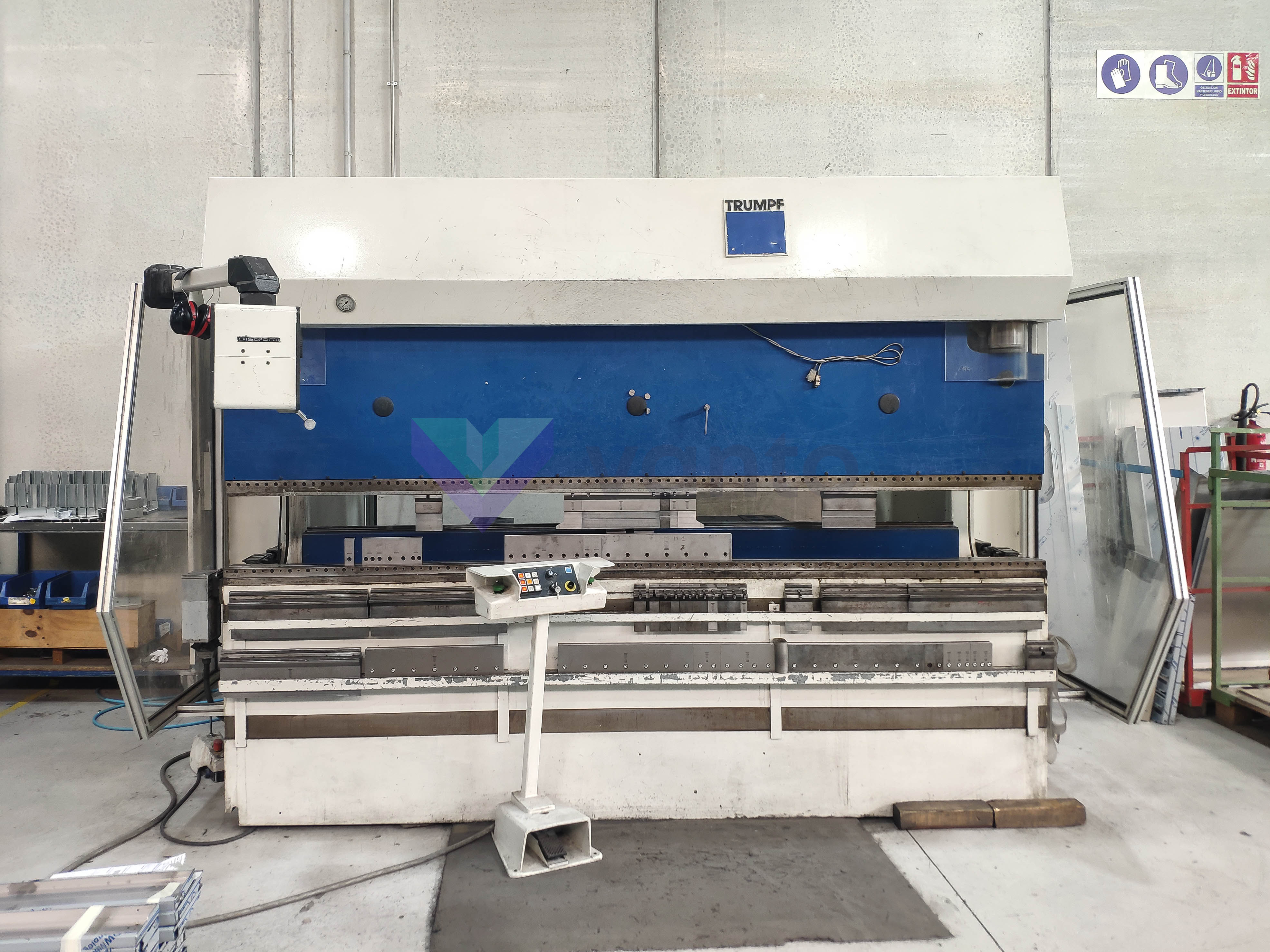 Piegatrice CNC TRUMPF TrumaBend V130 (2001) id10856