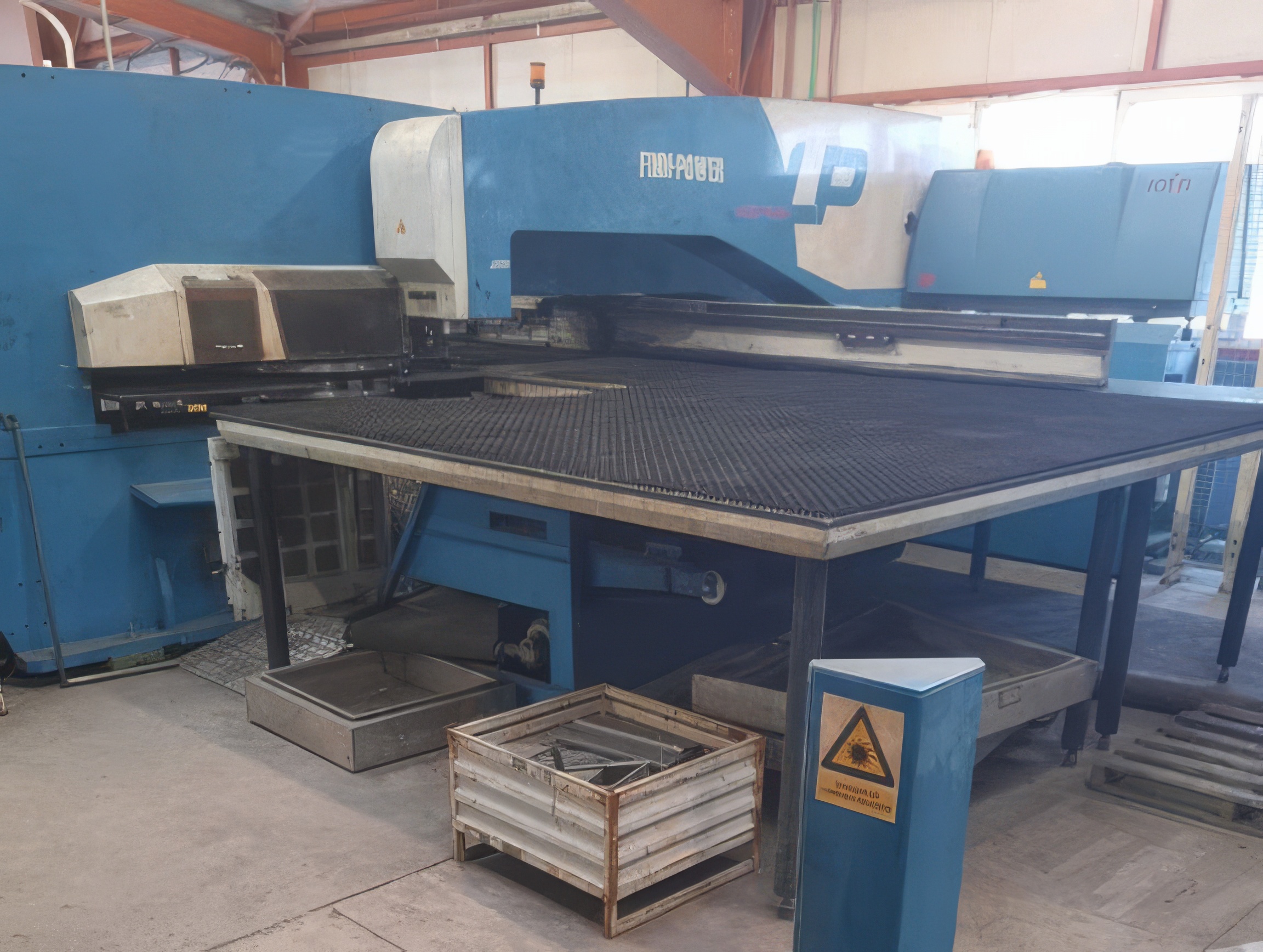 FINN POWER LP6 Combined laser punching machine (CO2) (2007) id11074