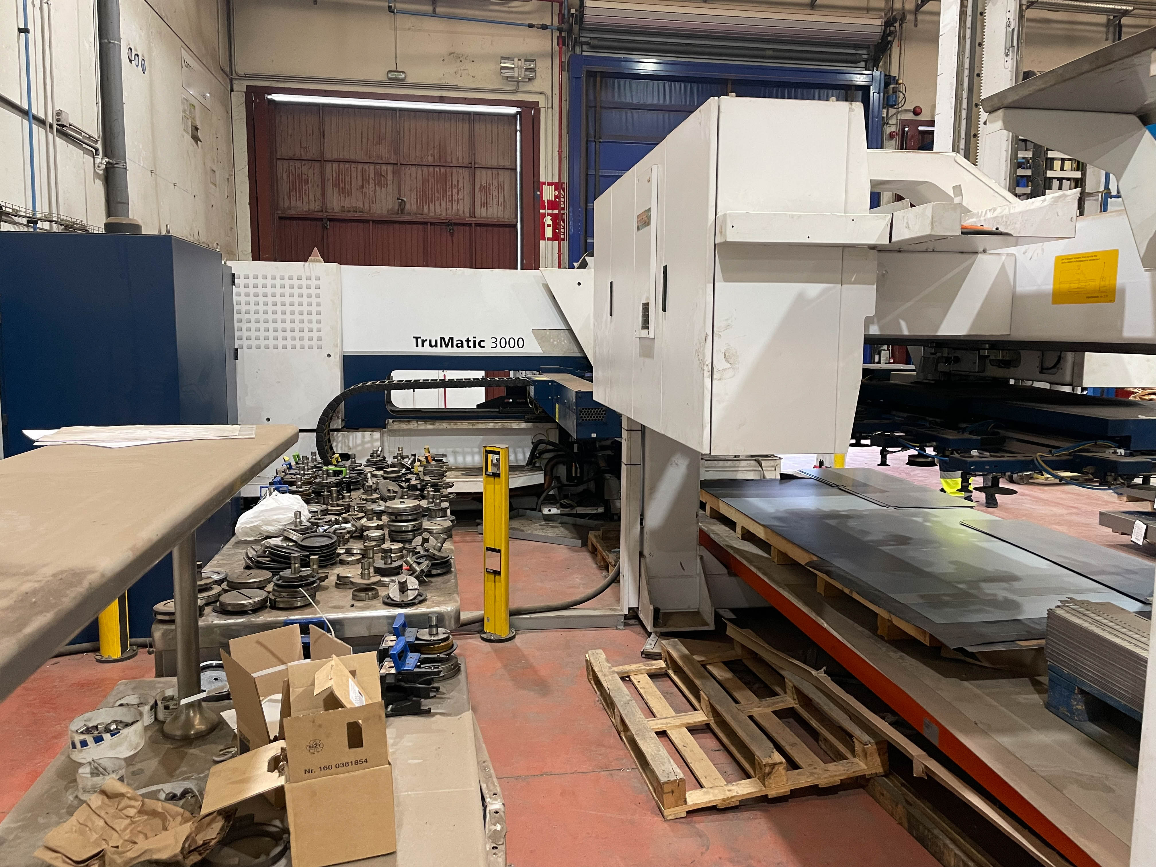 TRUMPF TruMatic 3000 fiber Combined laser punching machine (Fiber ...